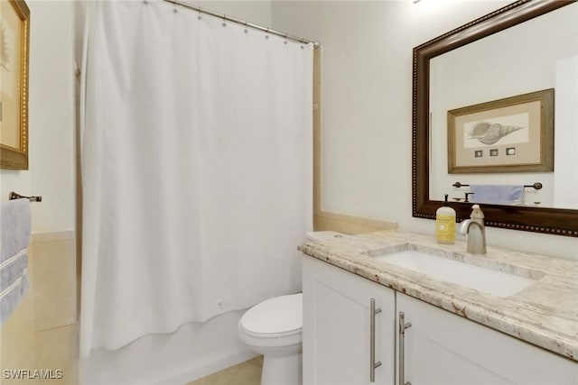 3207 Horse Carriage Way Unit 406, Naples, FL 34105 - full bath featuring vanity, toilet, and shower / bath combination with curtain