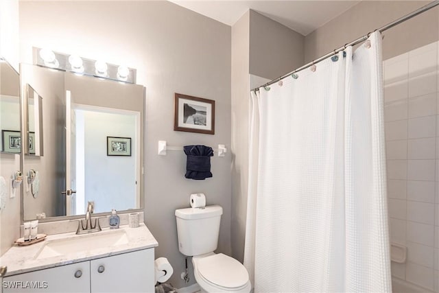 14500 Daffodil Dr Unit 1102, Fort Myers, FL 33919 - full bathroom featuring vanity, a shower with curtain, and toilet