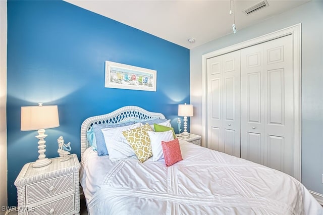 12740 Seaside Key Ct, North Fort Myers, FL 33903 - bedroom featuring a closet