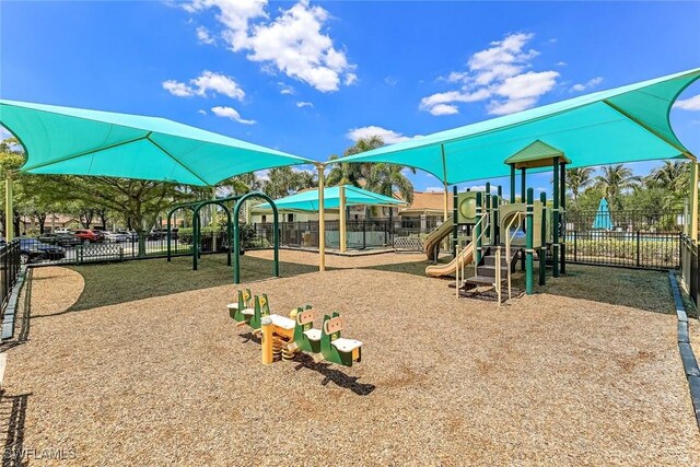 9190 Water Tupelo Rd, Fort Myers, FL 33912 - communal playground with fence