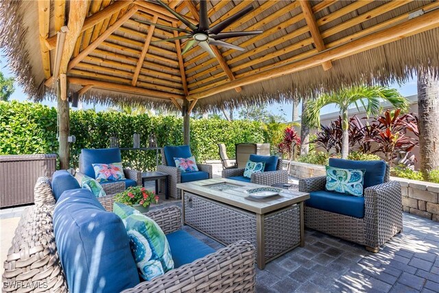 13627 Snook Cir, Naples, FL 34114
