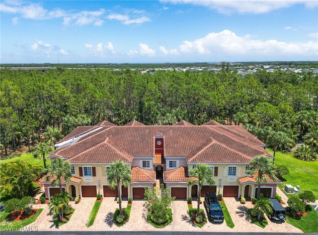 bird's eye view with a forest view
