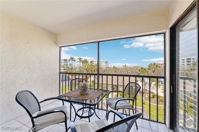 view of sunroom / solarium
