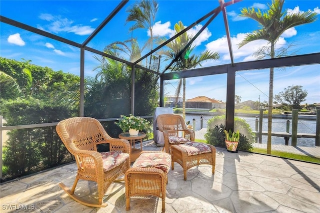 2556 SW 28th Pl, Cape Coral, FL 33914 - sunroom featuring a water view