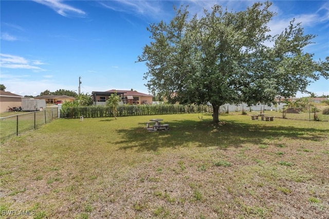 view of yard featuring fence