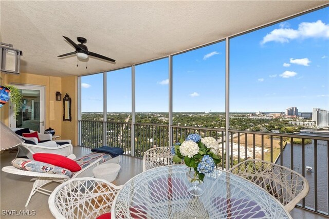 view of sunroom / solarium