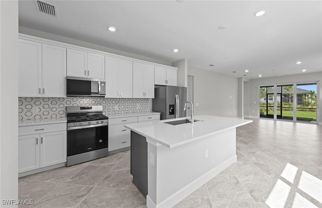 17317 Willow Tree Ln, North Fort Myers, FL 33917 - photo 9