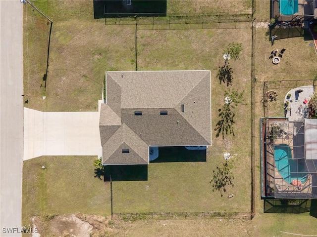 2112 NE 4th Place, Cape Coral, FL 33909 - aerial view of property and surrounding area with a pool area