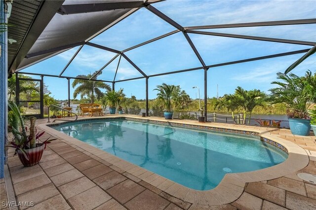 26 NW 29th Pl, Cape Coral, FL 33993 - pool with a patio area and glass enclosure