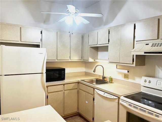 17426 Birchwood Ln Unit 8, Fort Myers, FL 33908 - photo 4