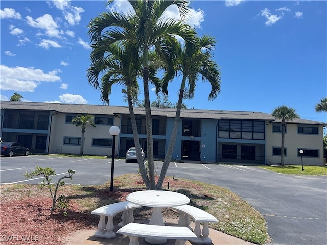 17426 Birchwood Ln Unit 8, Fort Myers, FL 33908 - photo 2