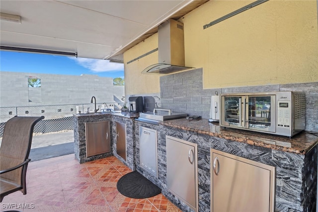 2420 6th Ave SE, Naples, FL 34117 - view of patio / terrace with a sink and an outdoor kitchen