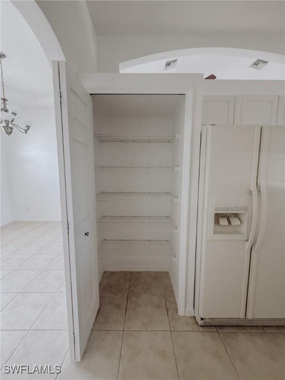 closet with visible vents