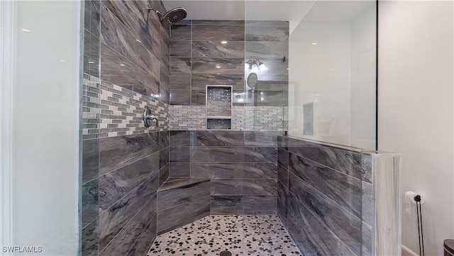 2920 24th Ave SE, Naples, FL 34117 - bathroom featuring walk in shower