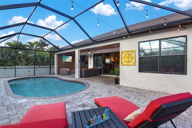 2728 Beach Pkwy W, Cape Coral, FL 33914 - swimming pool with a patio area, outdoor lounge area, ceiling fan, and a lanai
