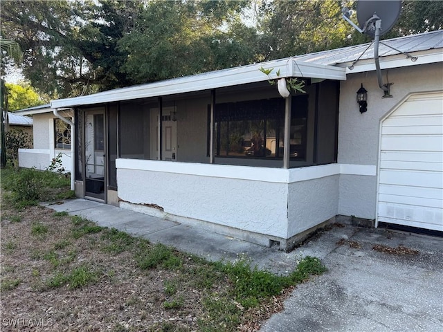 4004 Sena Ln, Labelle, FL 33935 - view of home's exterior featuring a garage