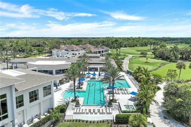 bird's eye view with golf course view