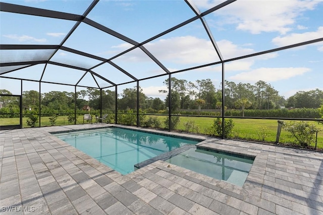 14071 Binghampton Dr, Fort Myers, FL 33905 - view of swimming pool featuring a pool with connected hot tub, a patio area, and glass enclosure