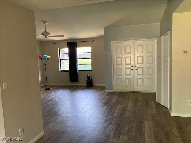 191 Round Key Cir Unit D2, Naples, FL 34112 - foyer entrance with ceiling fan and dark wood finished floors