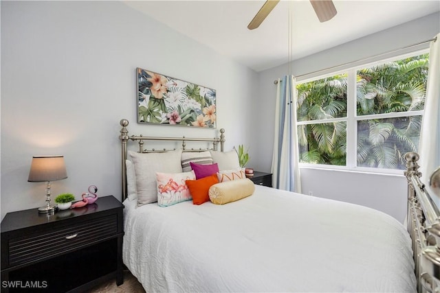 1518 Mcgregor Reserve Dr, Fort Myers, FL 33901 - bedroom with a ceiling fan