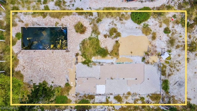 61 Flamingo St, Fort Myers Beach, FL 33931