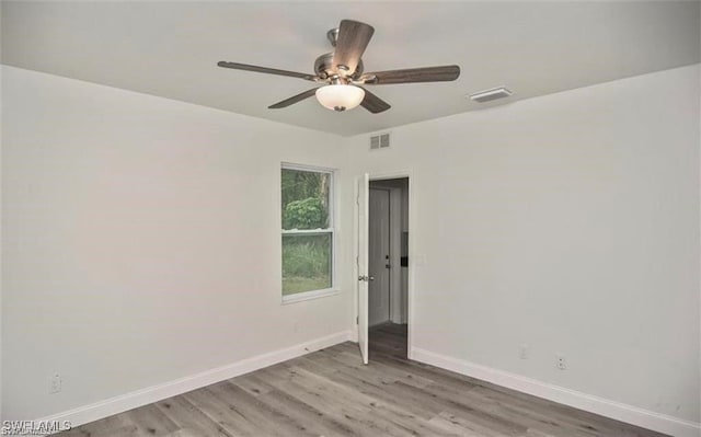 4637 Elvas Ave S, Fort Myers, FL 33905 - unfurnished room with baseboards, light wood-type flooring, and ceiling fan