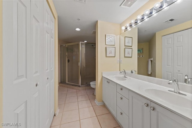 5045 Cedar Springs Dr Unit 104, Naples, FL 34110 - bathroom with a closet, a sink, and visible vents