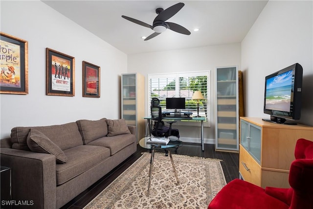 living area featuring recessed lighting, ceiling fan, baseboards, and dark wood-type flooring