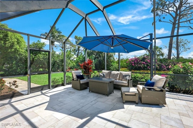 25011 Goldcrest Dr, Bonita Springs, FL 34134 - view of patio featuring glass enclosure and an outdoor living space