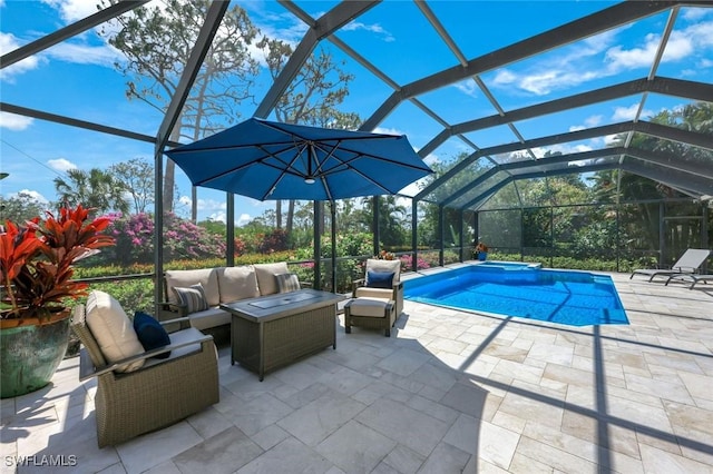 25011 Goldcrest Dr, Bonita Springs, FL 34134 - view of swimming pool with a patio area, outdoor lounge area, glass enclosure, and a pool with connected hot tub