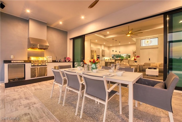 dining room with a ceiling fan and recessed lighting