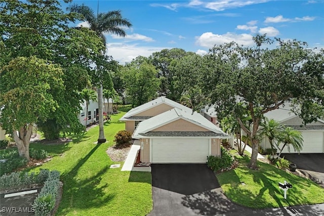 14871 Crescent Cove Dr, Fort Myers, FL 33908 - drone / aerial view