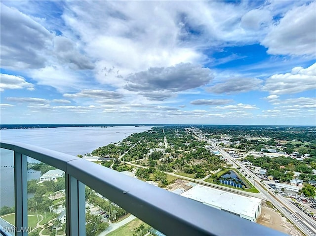 3000 Oasis Grand Blvd, Fort Myers, FL 33916 - exterior space