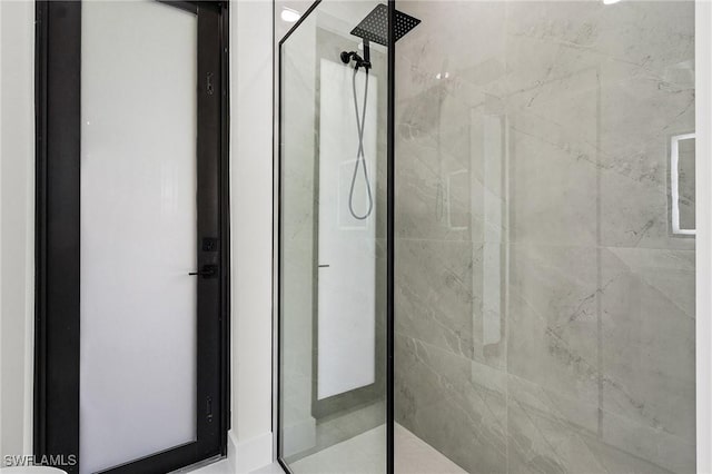 806 Santa Barbara Blvd, Cape Coral, FL 33991 - full bathroom featuring a walk in shower