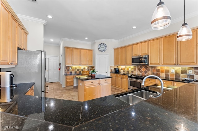 14790 Fripp Island Ct, Naples, FL 34119 - kitchen with appliances with stainless steel finishes, a sink, backsplash, ornamental molding, and recessed lighting