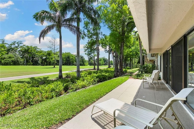 105 Wilderness Dr Unit B105, Naples, FL 34105 - view of patio