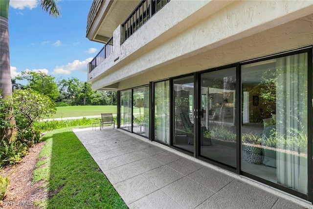 105 Wilderness Dr Unit B105, Naples, FL 34105 - view of patio