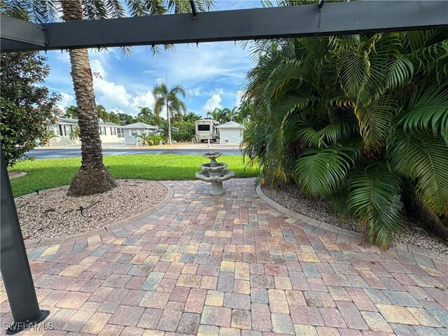 5990 Maplewood Ct, Fort Myers, FL 33905 - photo 20