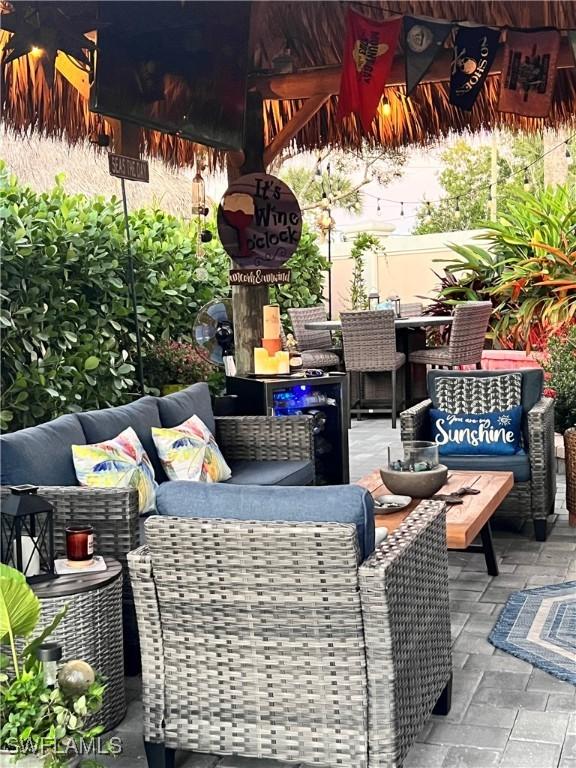 13575 Snook Cir, Naples, FL 34114