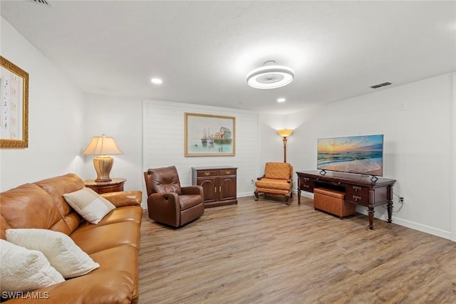 6012 Perthshire Ln, Fort Myers, FL 33908 - living room featuring light wood-type flooring, baseboards, and recessed lighting