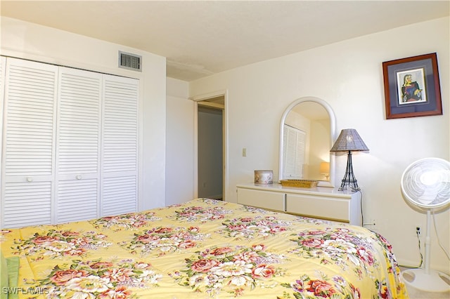 7116 Lakeridge Ct Unit 103, Fort Myers, FL 33907 - bedroom with visible vents and a closet