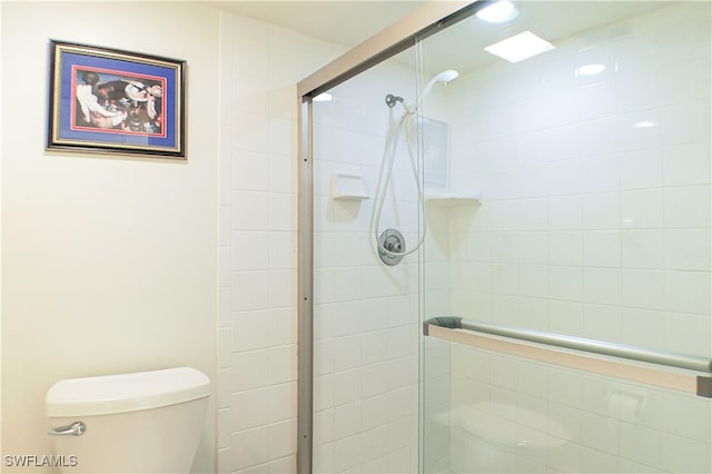 7116 Lakeridge Ct Unit 103, Fort Myers, FL 33907 - full bathroom featuring toilet and a shower stall