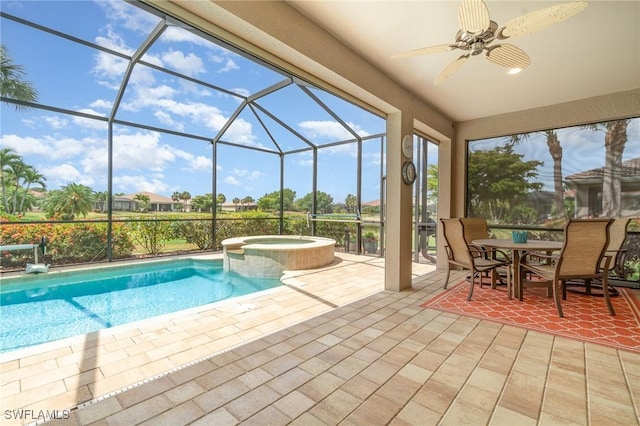 view of swimming pool featuring outdoor dining area, a ceiling fan, a patio area, a lanai, and a pool with connected hot tub