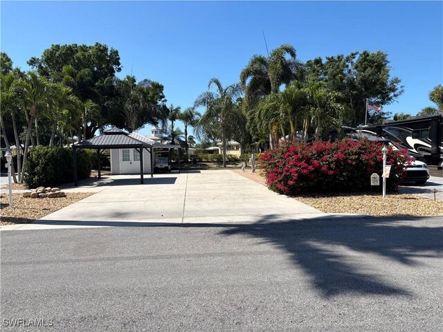 10130 Shadowood Ct, Fort Myers, FL 33905 - photo 2