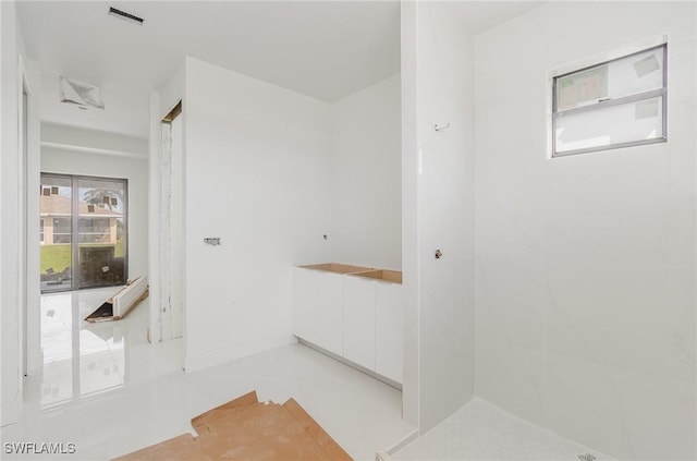 bathroom featuring visible vents