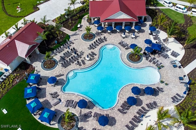 birds eye view of property