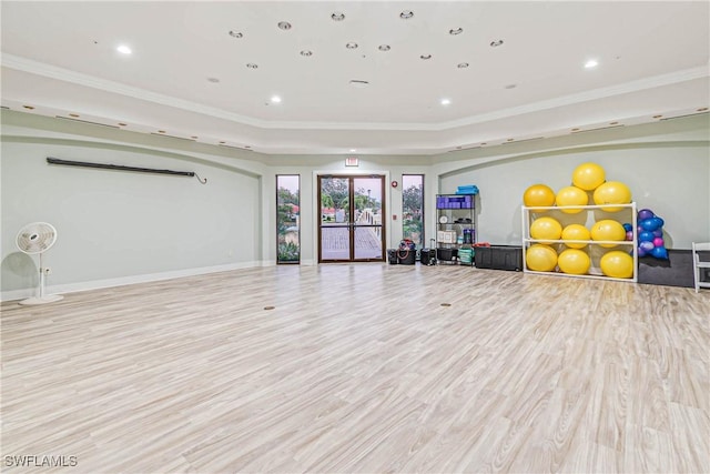10419 Materita Dr, Fort Myers, FL 33913 - exercise area featuring ornamental molding, light wood-style flooring, recessed lighting, and a raised ceiling