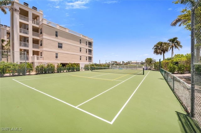 9380 Gulf Shore Dr Unit 101, Naples, FL 34108 - view of tennis court with community basketball court