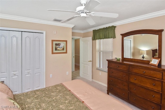 3665 Buttonwood Way Unit 1422, Naples, FL 34112 - bedroom featuring a ceiling fan, visible vents, crown molding, baseboards, and a closet