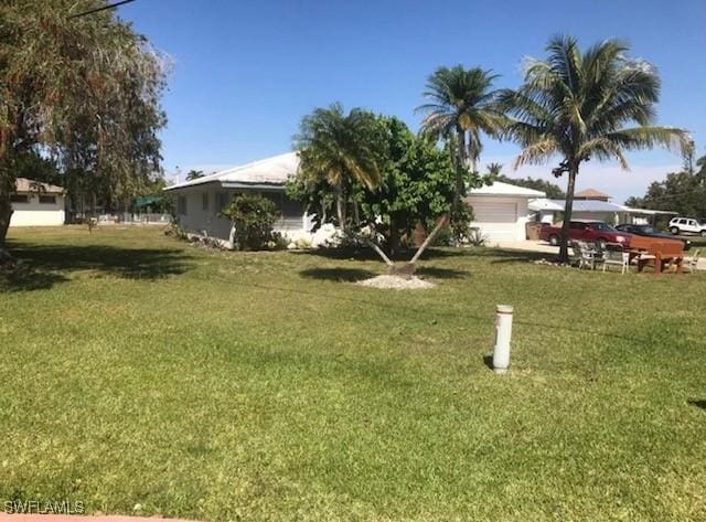303 Georgia Ave, Fort Myers, FL 33905 - view of yard